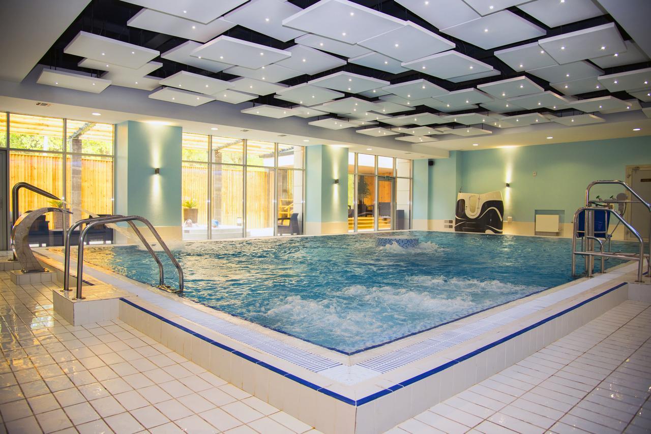 Berezka Health Resort & Spa Salihorsk Buitenkant foto