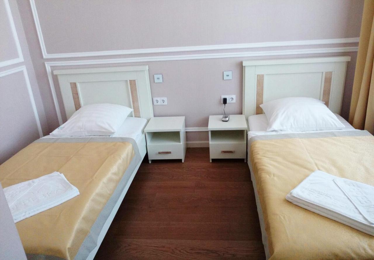 Berezka Health Resort & Spa Salihorsk Buitenkant foto