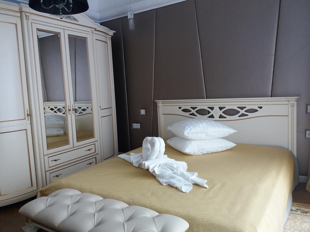 Berezka Health Resort & Spa Salihorsk Buitenkant foto