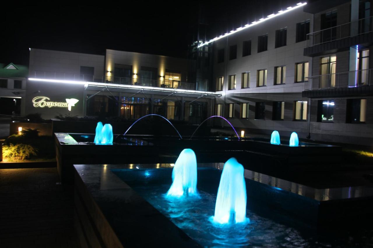 Berezka Health Resort & Spa Salihorsk Buitenkant foto