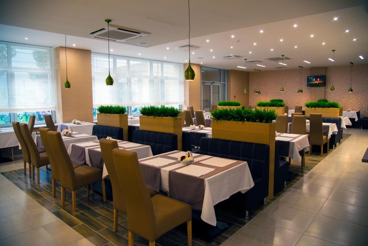 Berezka Health Resort & Spa Salihorsk Buitenkant foto