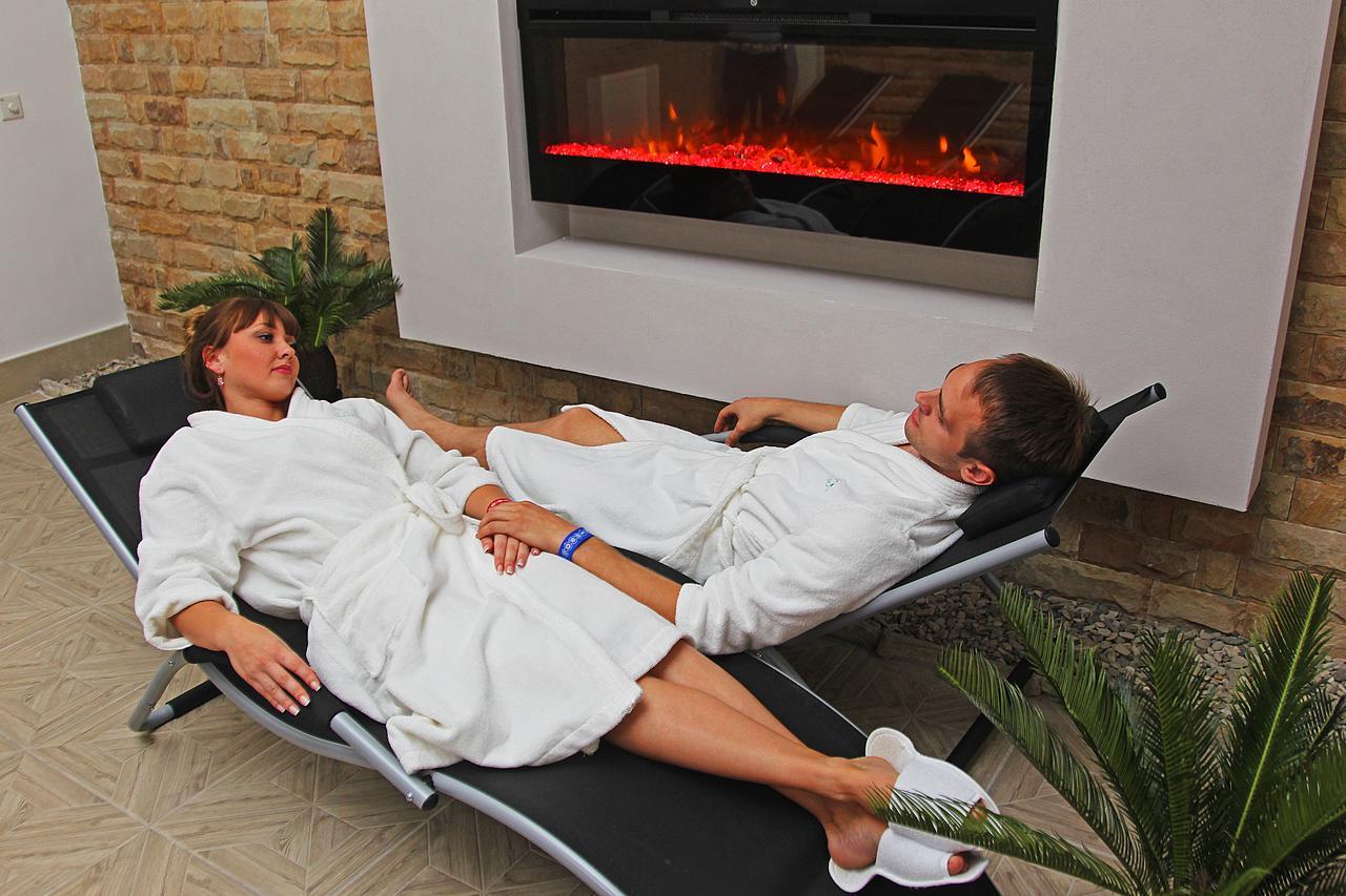 Berezka Health Resort & Spa Salihorsk Buitenkant foto